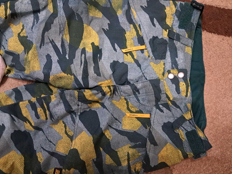 Юношески ски екип O' Neill