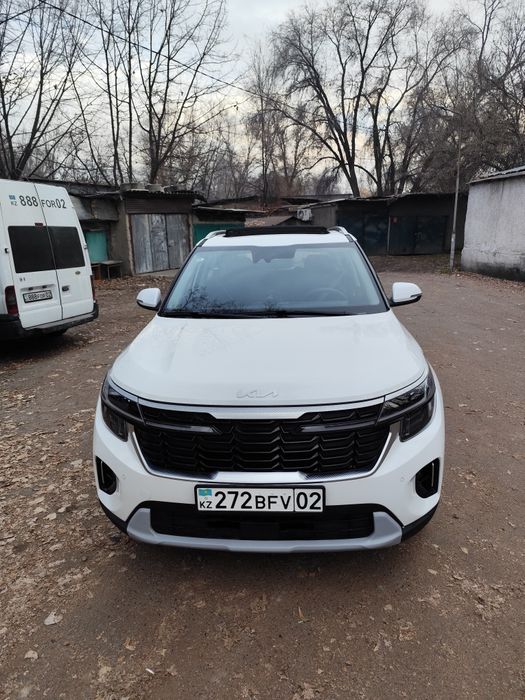 KIA celtas кроссовер