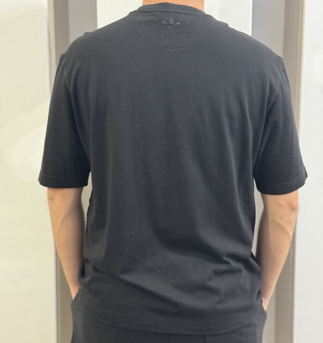 Vand tricouri Michael Kors, Adidas