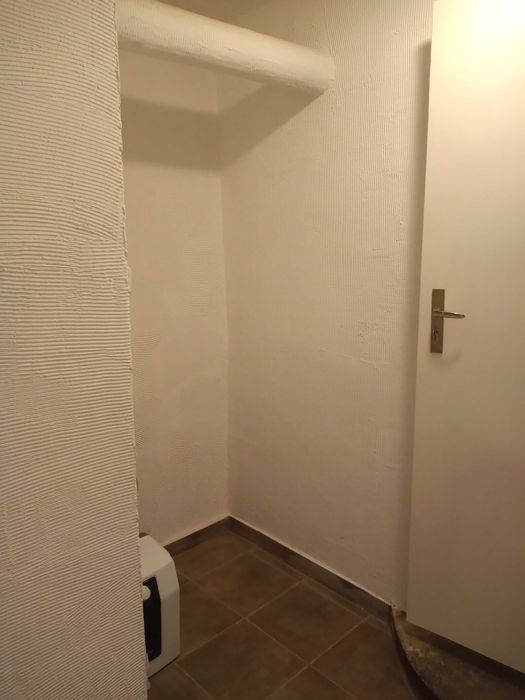 Дава се под наем Магазин в София, Център - 63 кв.м за 1280 € - Снимка #14