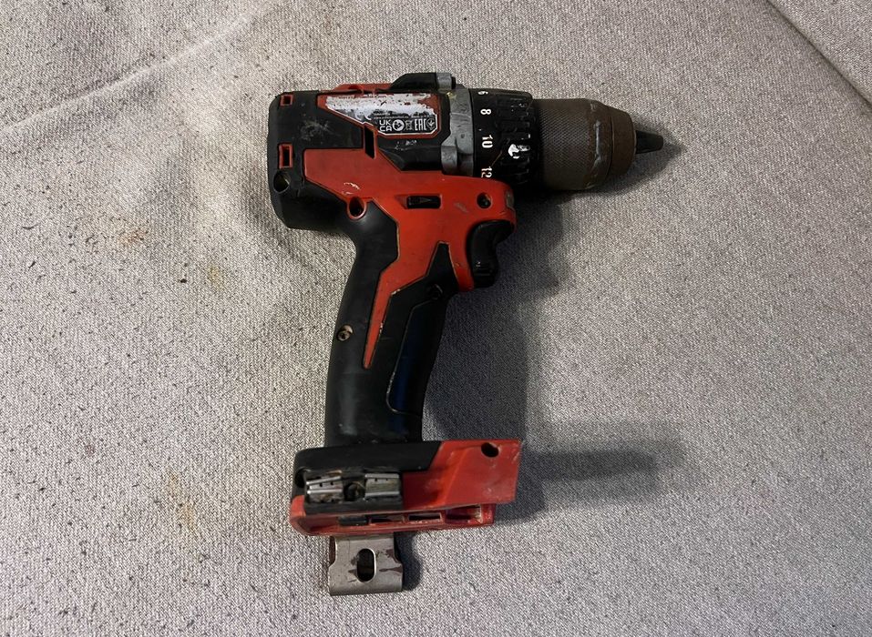Masina de gaurit Milwaukee M18 Heavy Duty 18V mandrina metal