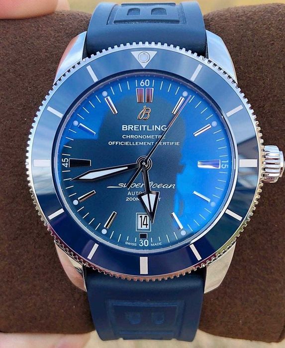 Breitling Superocean синьо