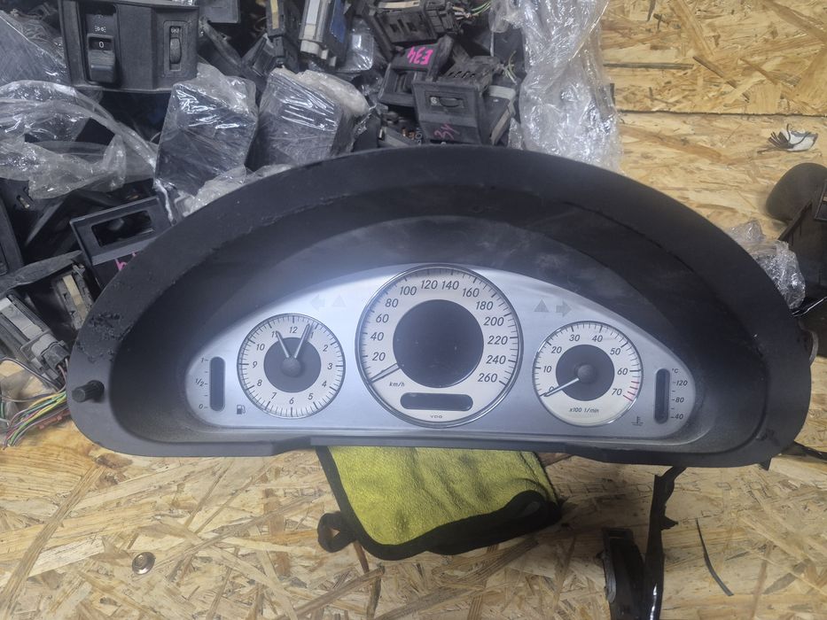 Щиток приборов Mercedes w211 рестайлинг
