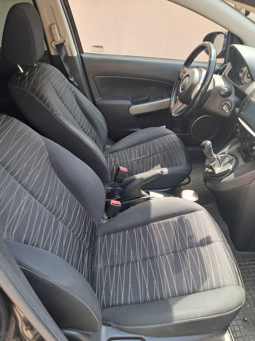 MAZDA 2 2008 — imagine 5