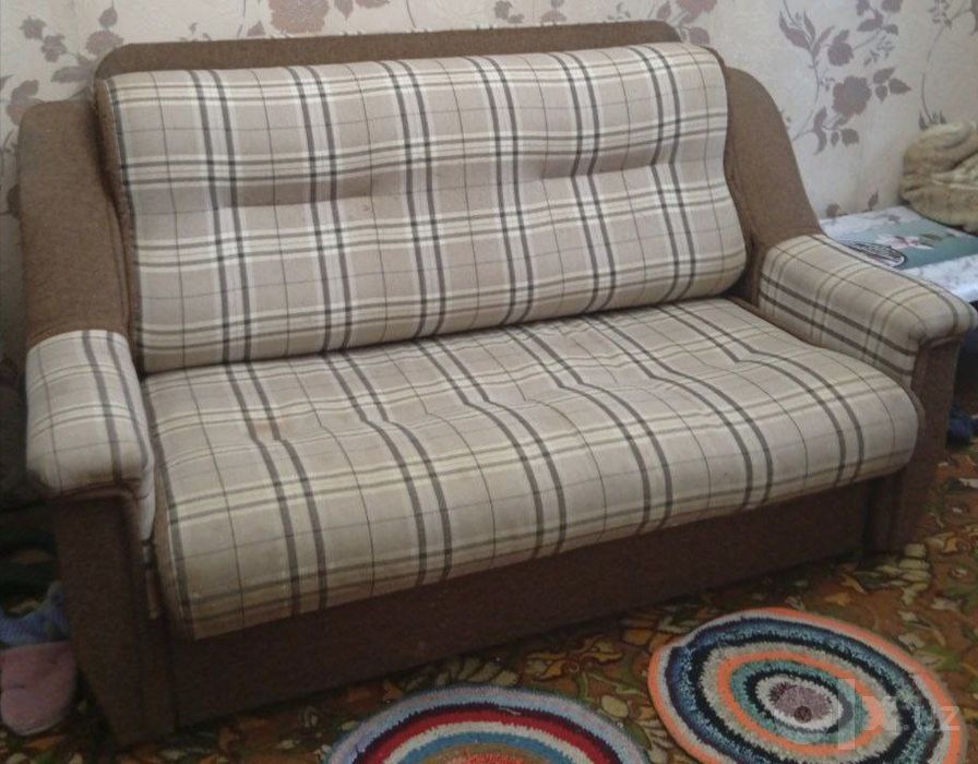 Spalniy + divan sotiladi | Продам Спальный+ диван
