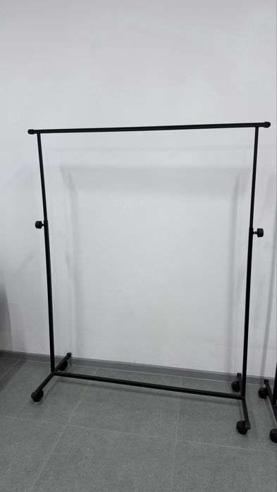 Продам стулья офисные