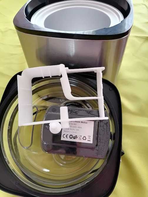 Vînd electrocasnice,