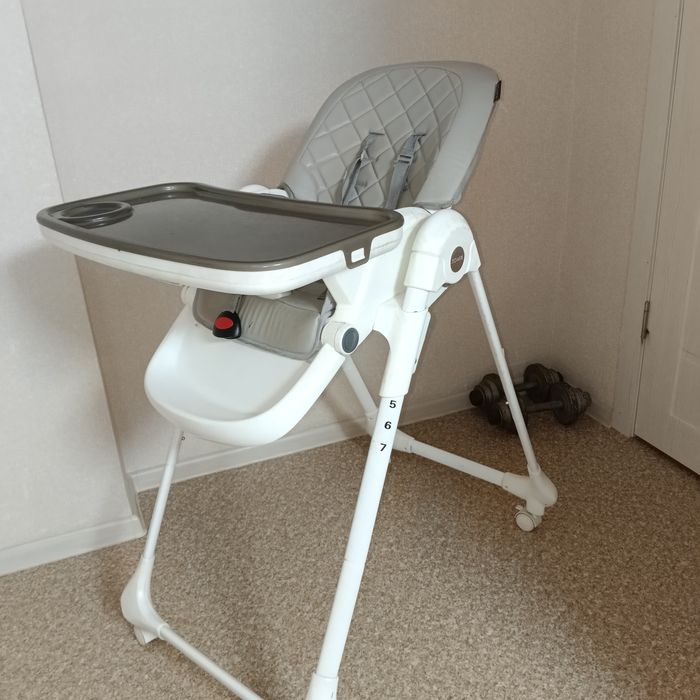 Стол детский состояние хорошее