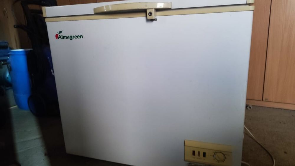 Морозильная камера Almagreen 215 л — срочно.