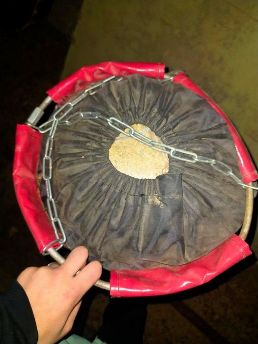 Продам грушу боксёрскую