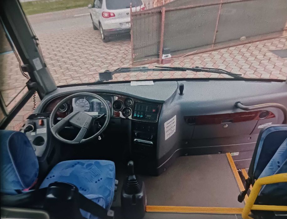 Vând Autocar Isuzu 2008 Instare bună de funcționare.