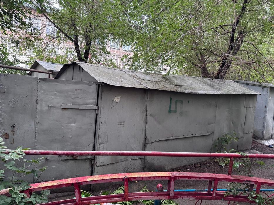 Продам гараж метолический