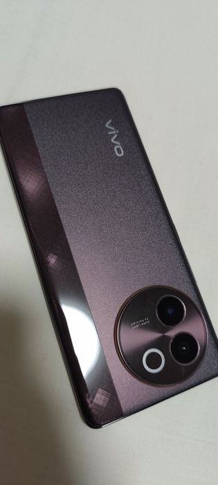 Ideal Vivo V30E Android 15 4K video NFC 8+8/256 AMOLED Full HD+ 120 ge