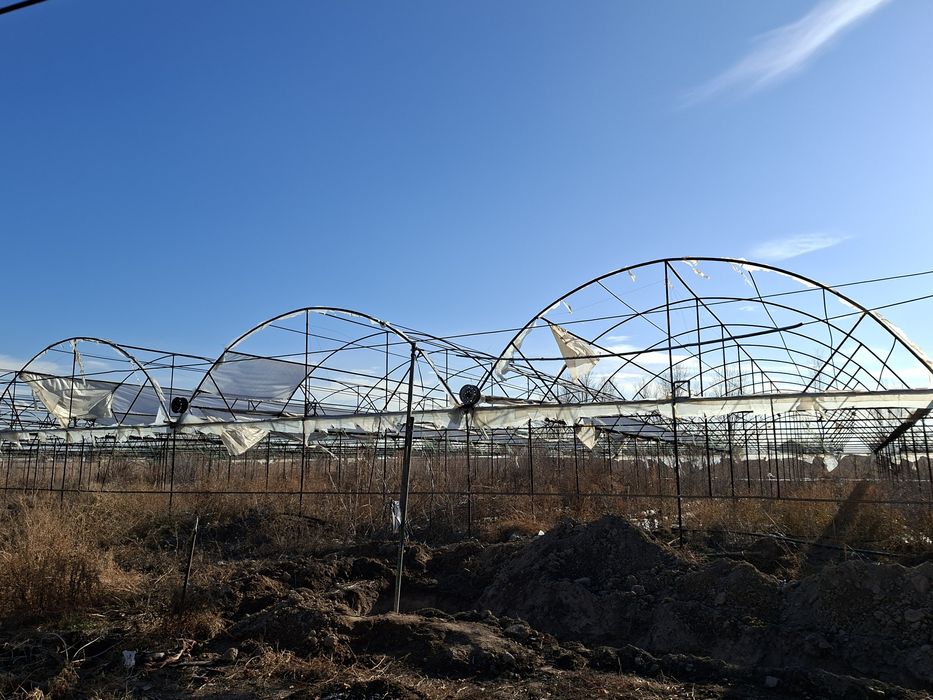 Теплица из железных труб