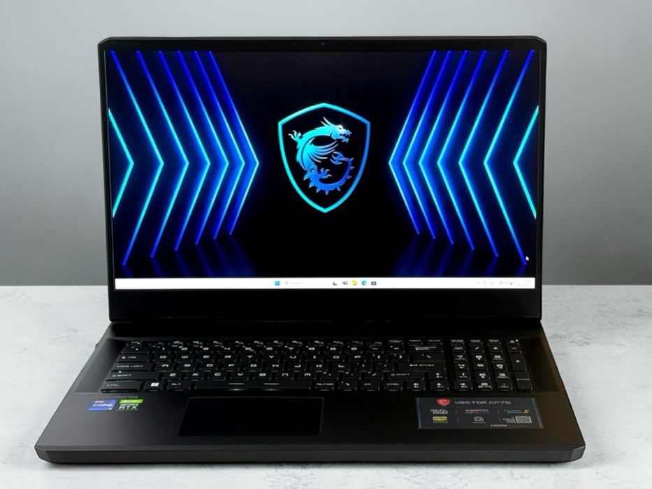 MSI Vector GP76 17.3 FHD 360Hz i9-12900H 16GB 1TB RTX 3080 Перфектен! Гаранция!