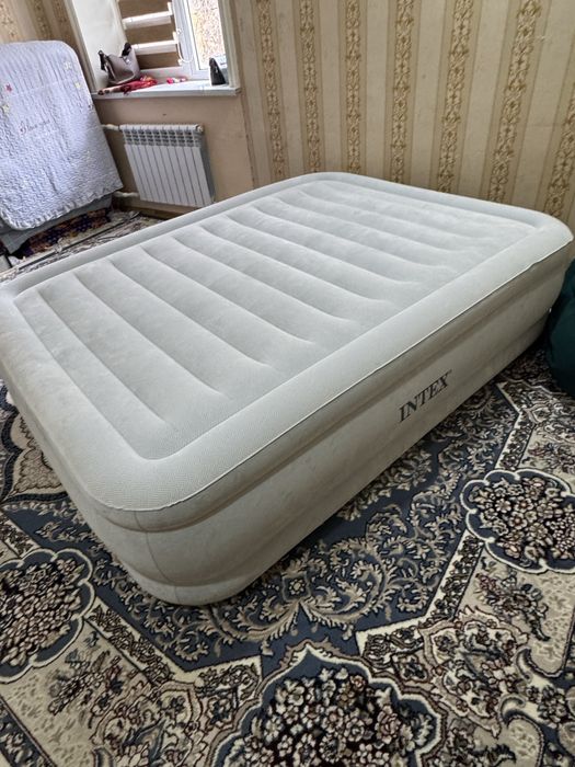 Надувной кравот сотилади(Intex original)