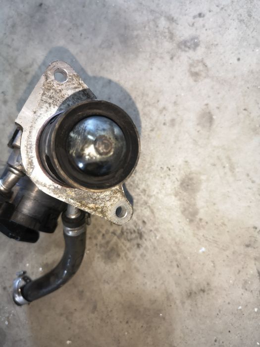 Egr racitor gaze 3.0 bmw x5 x6 e70 e71 2012 pe original