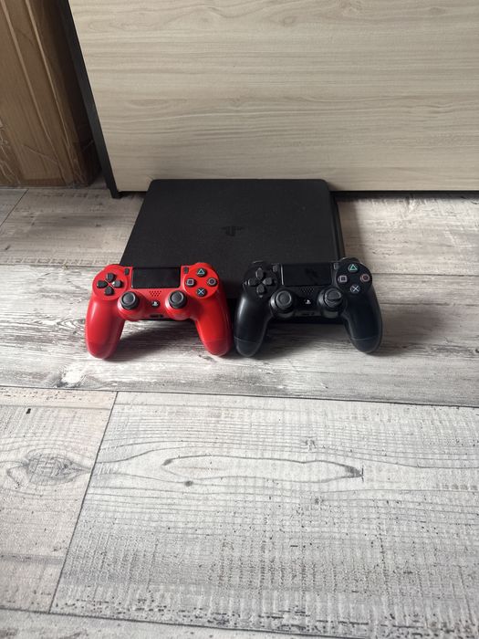 Playstation 4 с профил