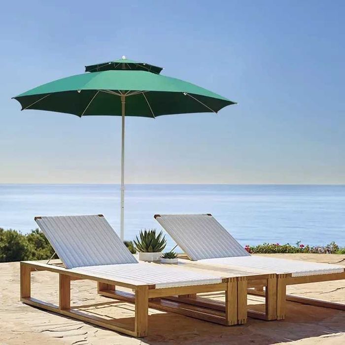 Плажен / градински чадър с двоен таван против вятър