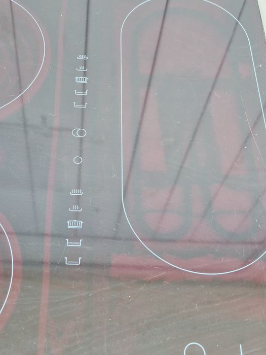 Керамичен,голям кухненски плот AEG