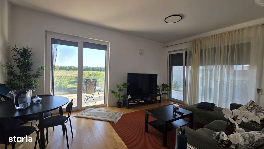 Apartament 3 camere  Baneasa-Jolie Ville lac