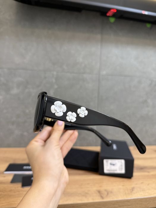 Солнцезащитные очки Шанель