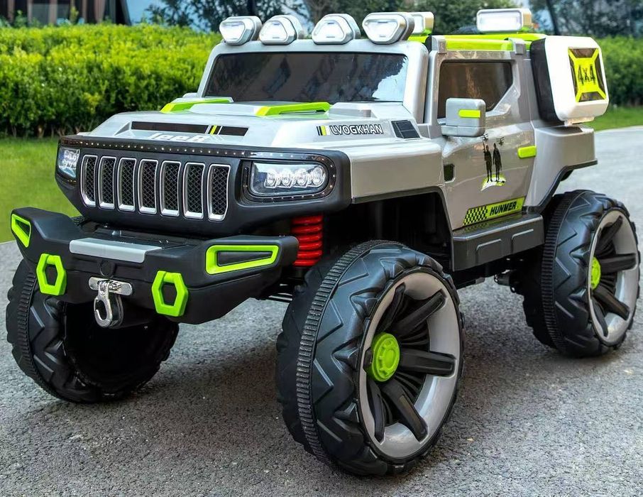 Detskiy moshina jeep