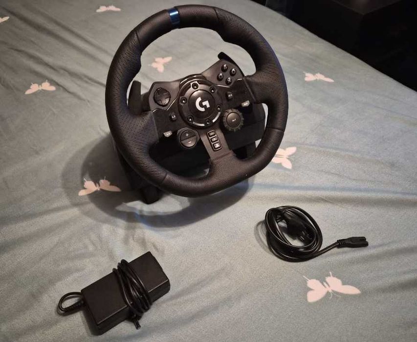 LOGITECH G923 SE TRUEFORCE PC/PlayStation + Schimbator