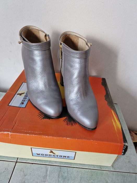 Botine argintii piele naturală