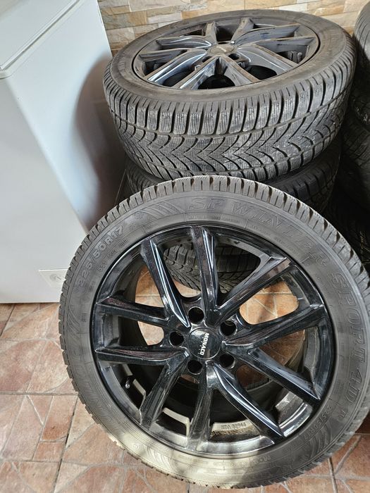 Vînd mai multe modele de jante aluminiu vw.volvo.audi .range rover. Ferrari