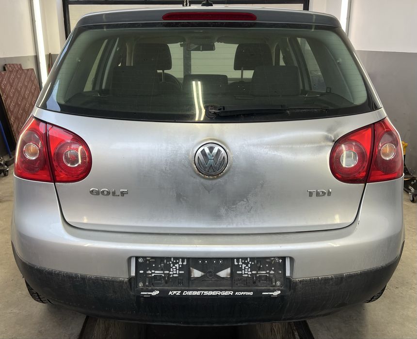 VW Golf 5 1.9TDi BLS 6скорости НА ЧАСТИ