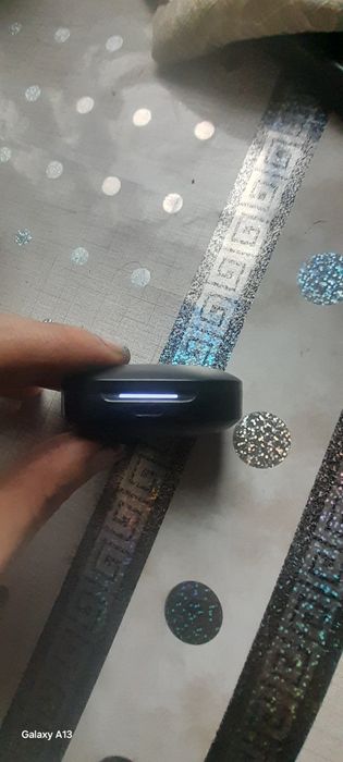 Срочно продам наушники