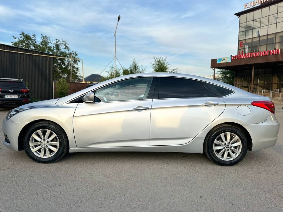 Hyundai i 40  продам