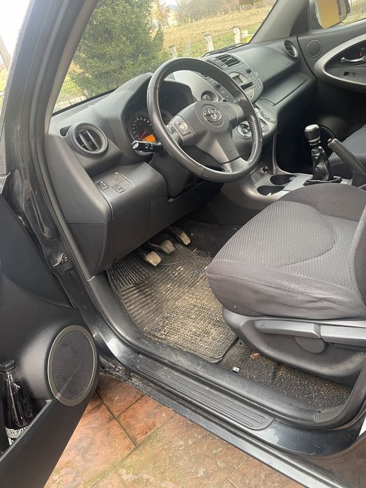 Toyota rav 4 an fabricatie 2006 decembrie