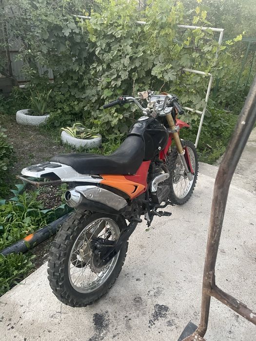 Продам эндуро б7 250 кубов