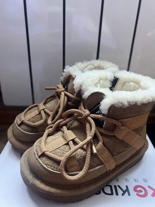 Продам детскую обувь