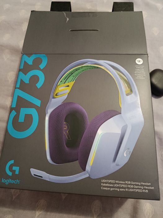 Casti logitech g733