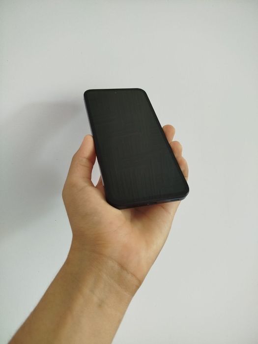 Samsung galaxy m35 6/128gb ideal yangi sotiladi Продаю новый телефон