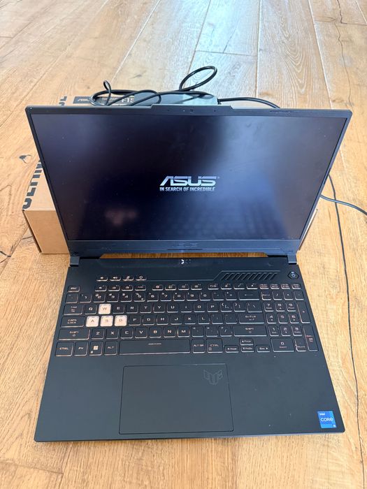 laptop gaming ASUS TUF Gaming F15 (model FX507ZC4), culoare Mecha Gray, în stare impecabilă de funcționare și estetică.GARANȚIE VALABILĂ