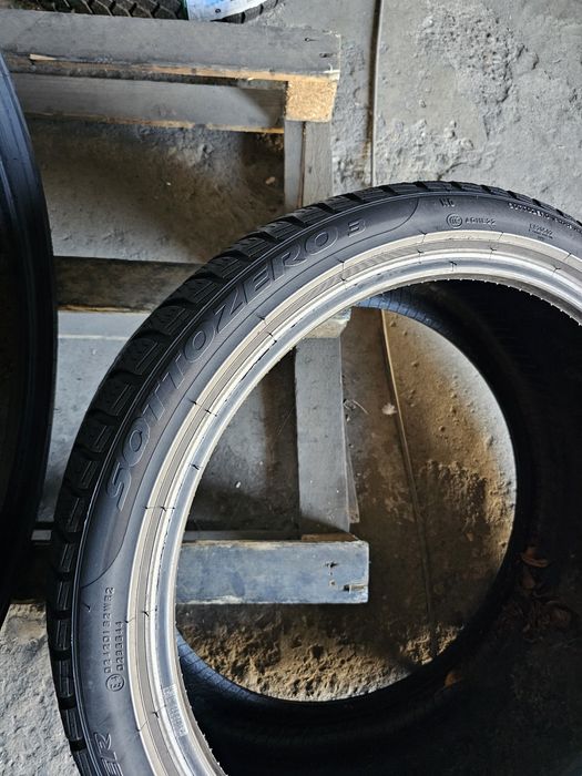2 anvelope iarna 275 35 21 Pirelli