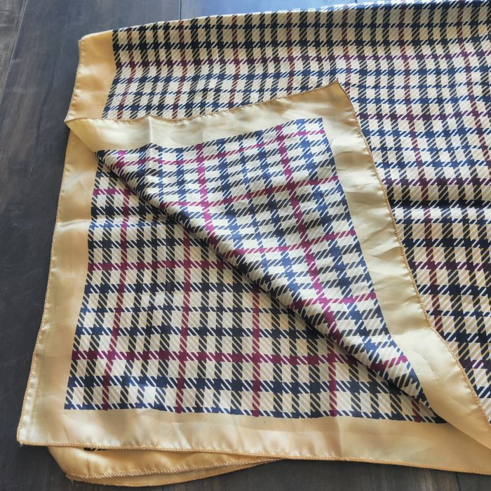 Витинч копринен шал