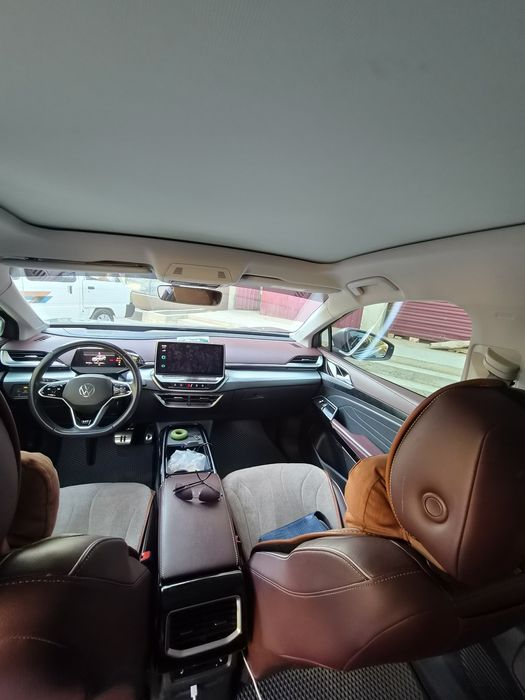 Volkswagen ID6  First edition