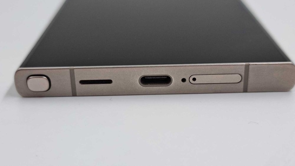 Samsung S24 Ultra [Amanet Club Caro]