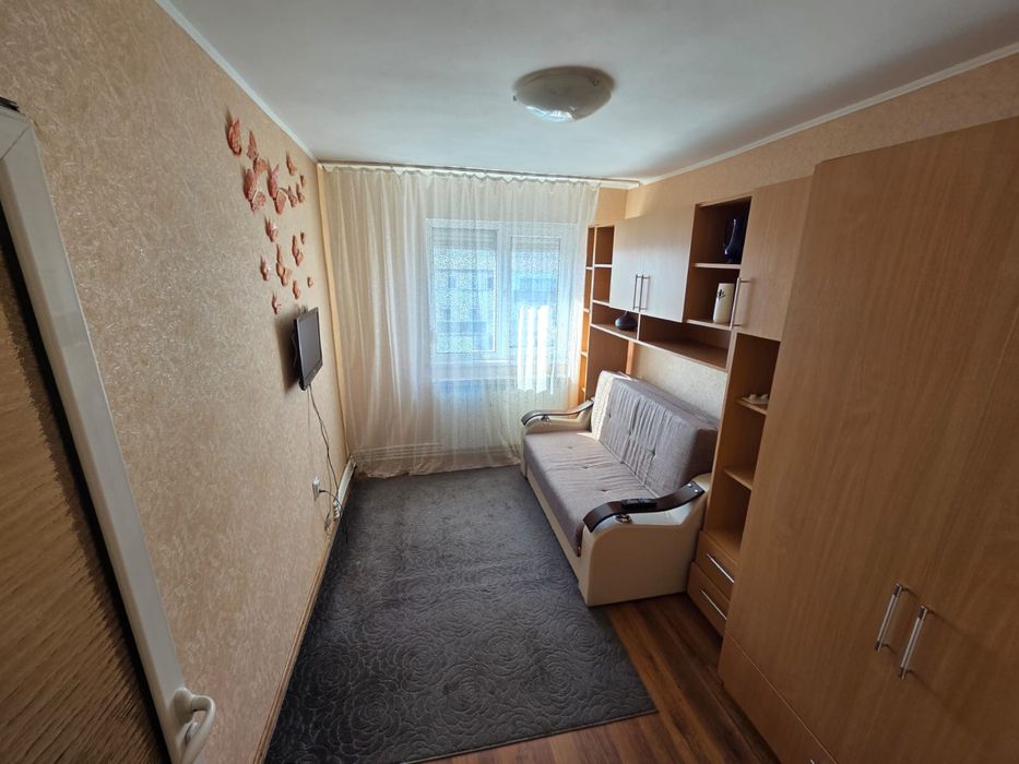 Ocazie! De inchiriat apartament cu două camere Micro 19 la 270 euro.