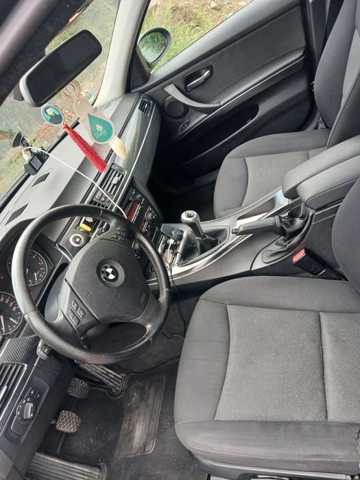 Vând bmw seria3 an2006