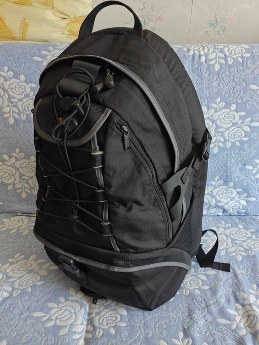 Большой фоторюкзак LowePro Compurower AW