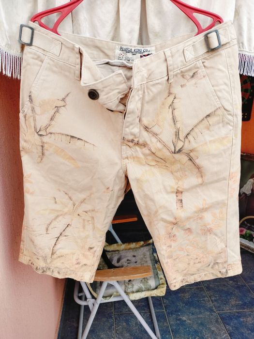 Pantaloni scurți bărbați Pearly King Co.  Bej cu model palmieri – Mărime 32 UK– Stil casual