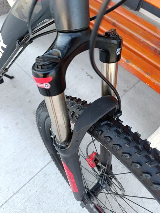 Алуминиево колело ROCKRIDER 540 27,5цола
Абсолютно всичко ра