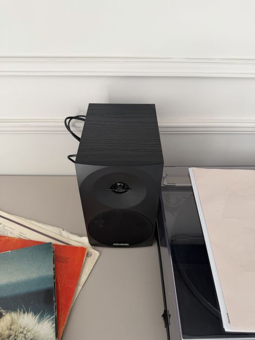 Виниловый проигрователь Pro-Ject Primary E Phono