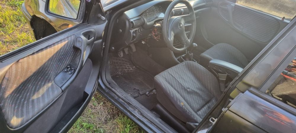 Опел Астра ф  opel astra f 1.6 на части